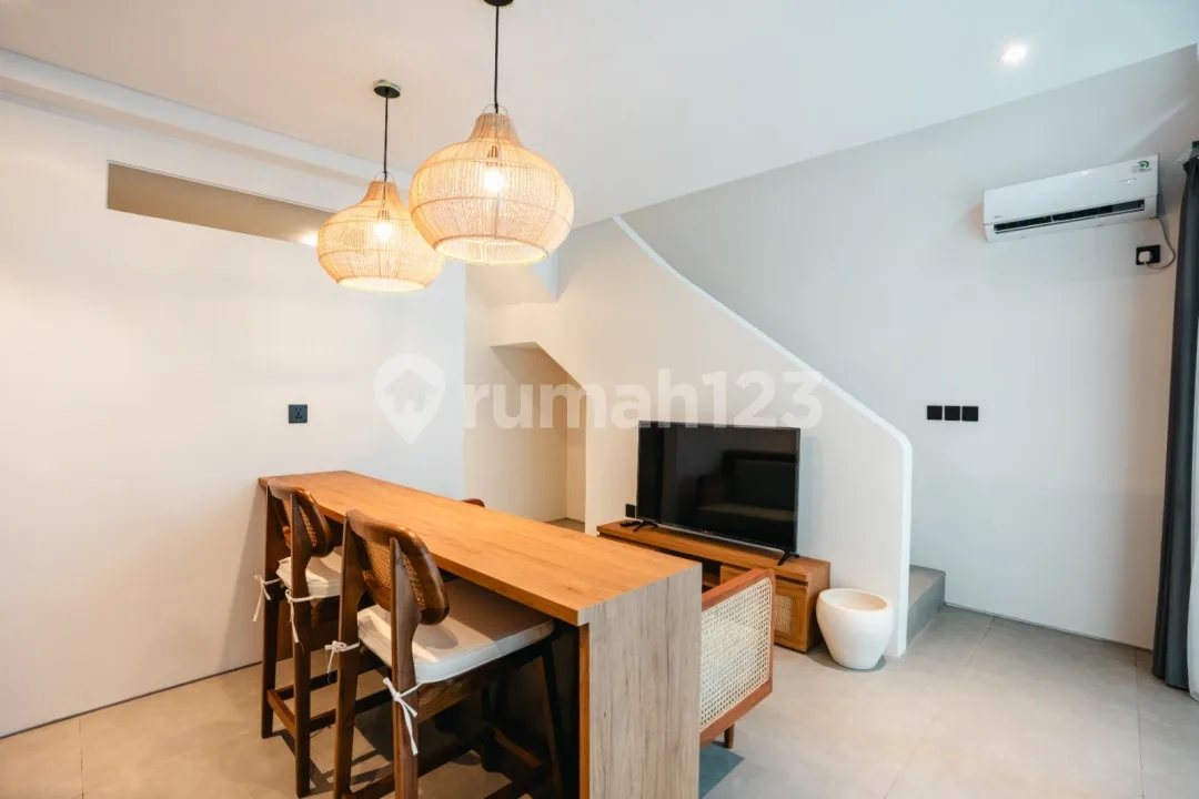 Stylish Modern Loft In Prime Canggu Location Sempol Pererenan - Image 3 of 4