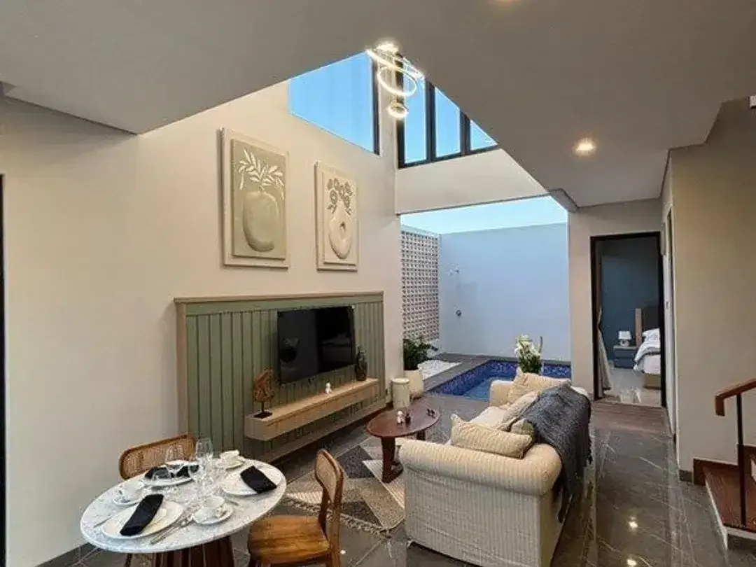 Villa Cantik Modern 3 Kamar dengan Private Pool Dijual di Jimbaran - Image 3 of 9