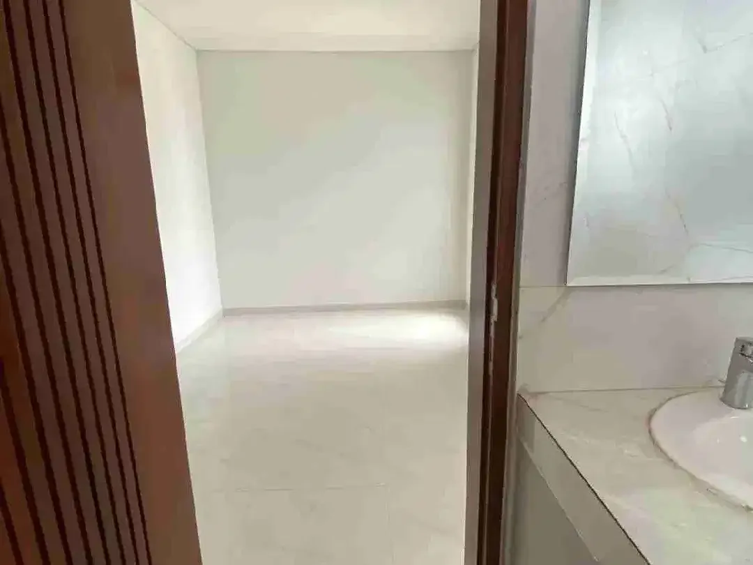 di jual rumah baru depan level 21 Denpasar - Image 3 of 8