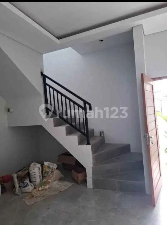 Brand New House (Indent) - Rumah 2 Lantai Area Strategis dan Harga Terjangkau - Image 4 of 4