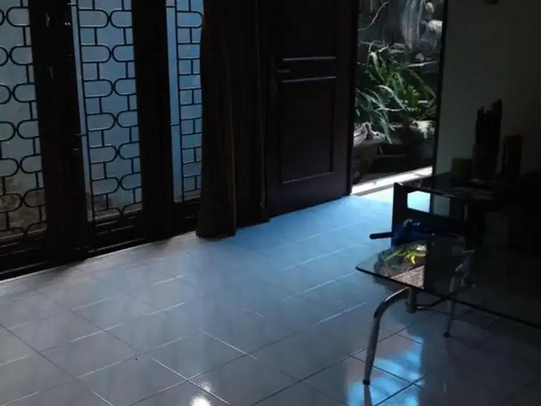 Rumah Luas 3 Kamar Dijual di Tukad Badung Denpasar Cocok untuk Usaha - Image 5 of 6