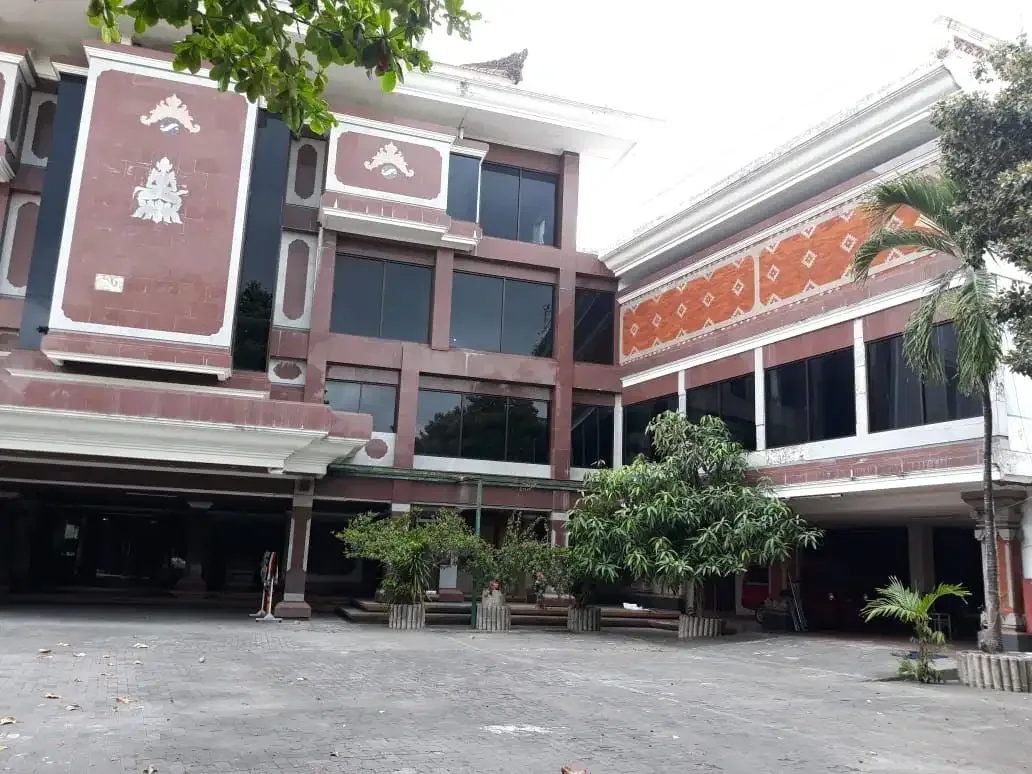 GEDUNG LANTAI 4 LOKASI DI JANTUNG KOTA DENPASAR - Image 3 of 10