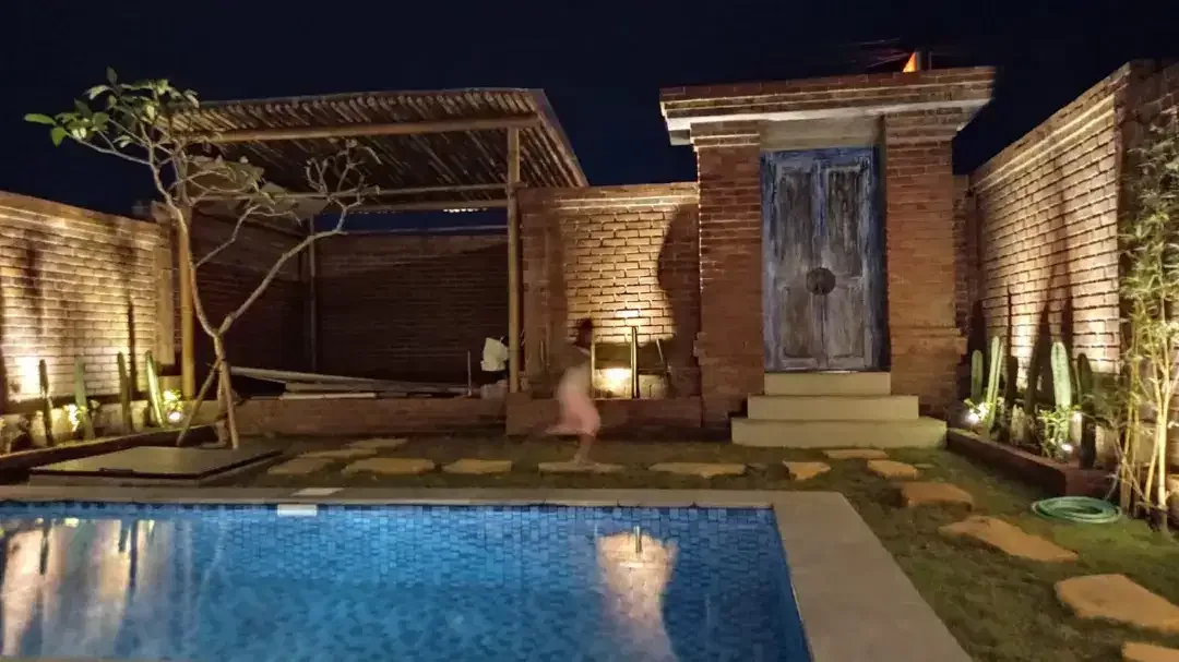 BRAND NEW 1BR VILLA FOR YEARLY RENT - NEAR BATU BOLONG BEACH - Image 3 of 9