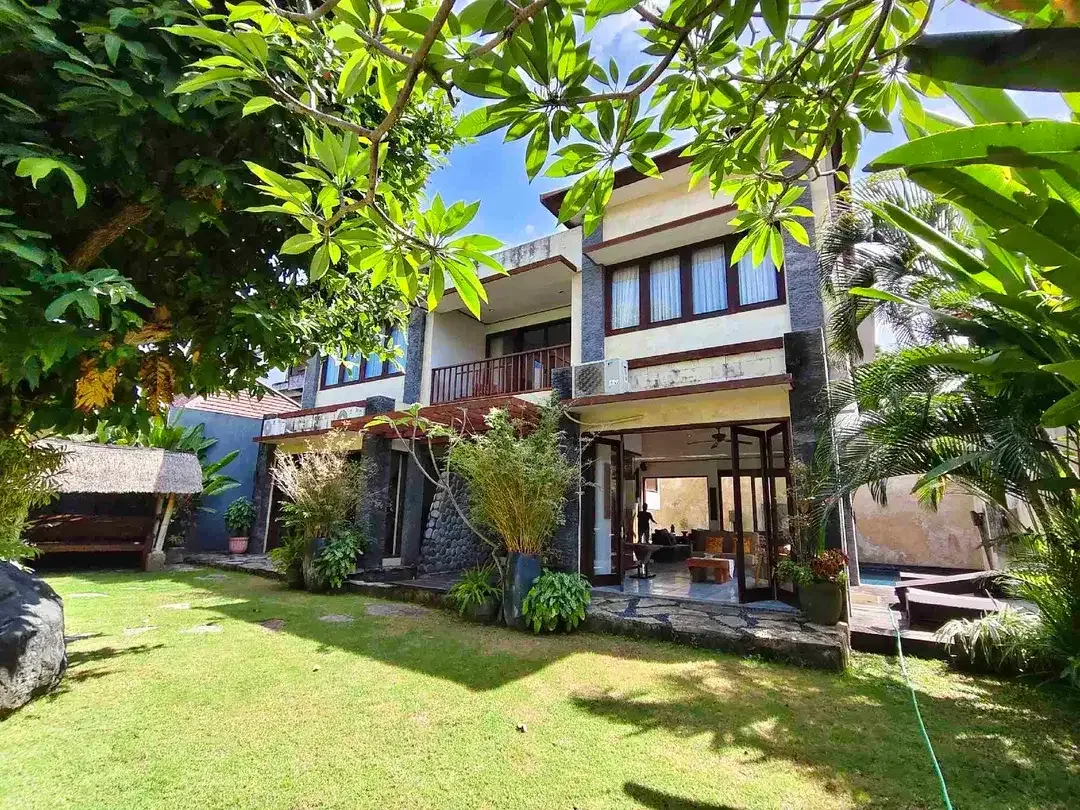 Villa Tropis Aesthetic Di Sudamala Sanur Beachside - Image 3 of 10