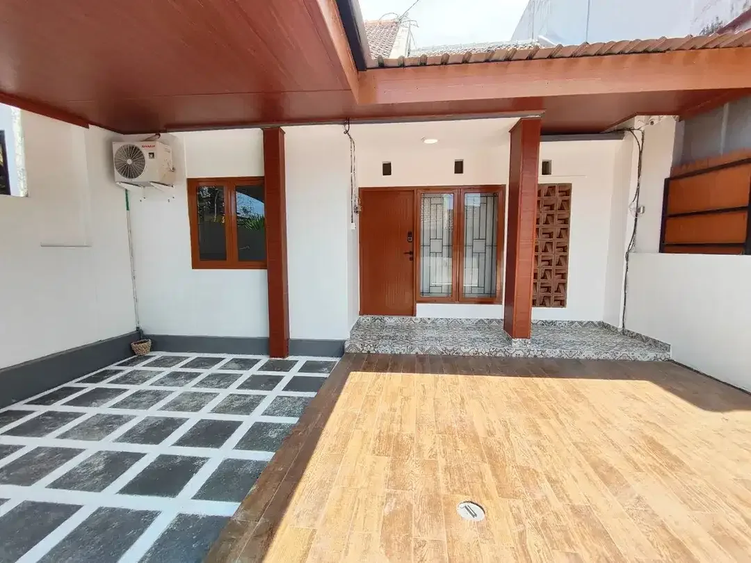 Rumah siap huni Di mumbul nusa Dua, Furnish,Teras Luas, dkt tol - Image 1 of 10