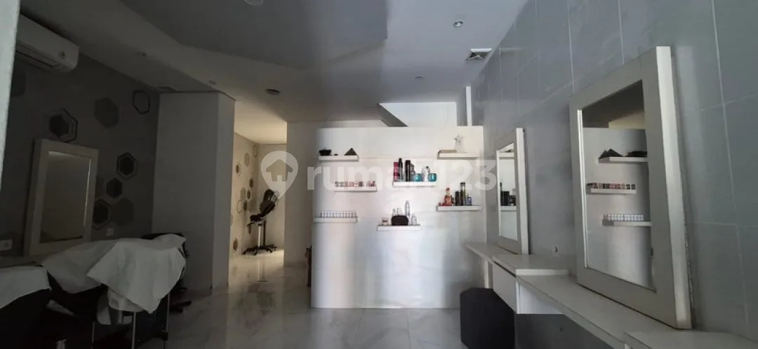 For Sale - Freehold - Prime 4 Storey Soho In Strategic Commercial Spot Of Seminyak, Bali - Image 3 of 4