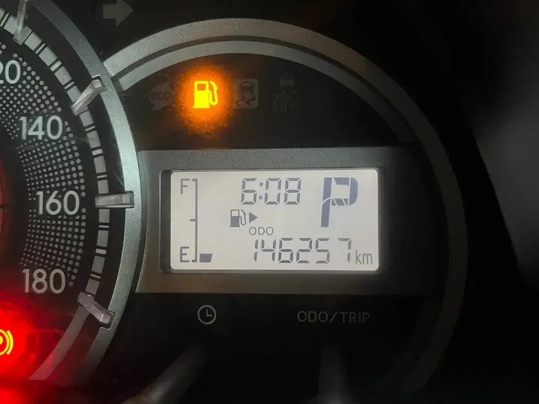 Avanza veloz 1.5 matic 2014 DP 7 JT - Image 9 of 9