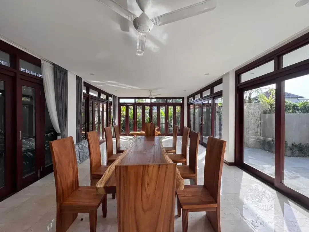 Brand New Luxury Villa 5 Bed, In Pererenan - Image 8 of 10