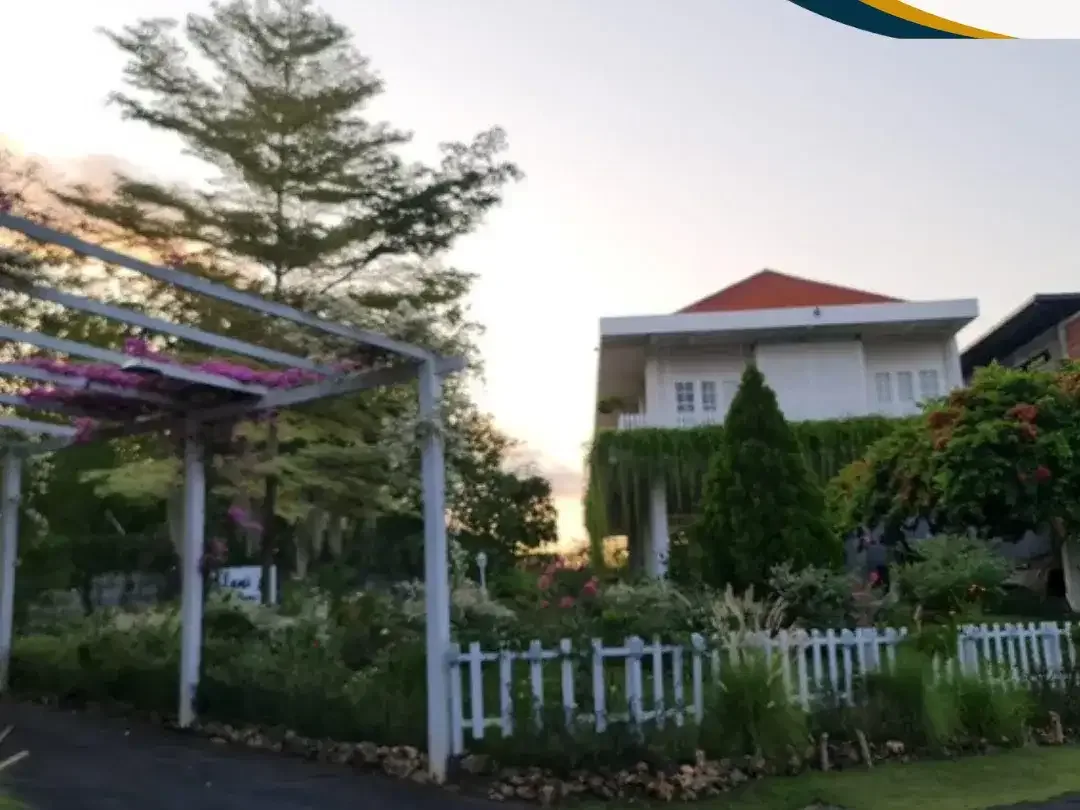 For Sale Rumah Santorini Yunani Style, SHM - Image 1 of 10