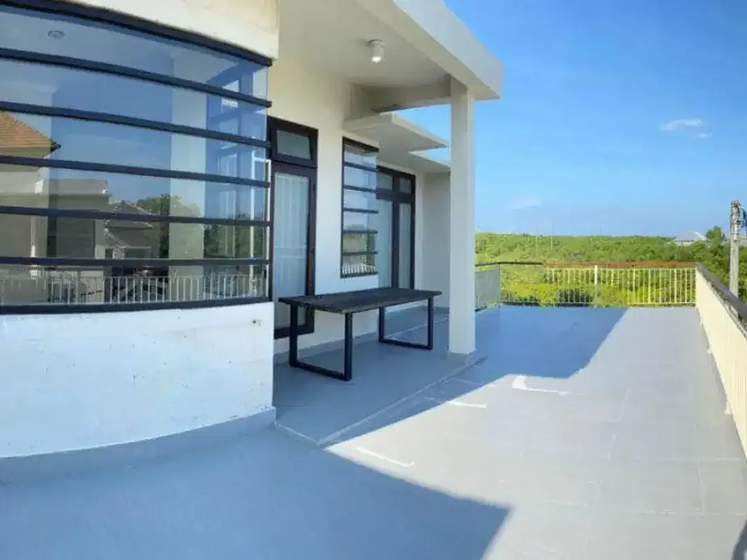 Dijual Rumah Lantai 2‼Berlokasi di Taman Jimbaran - Image 9 of 9