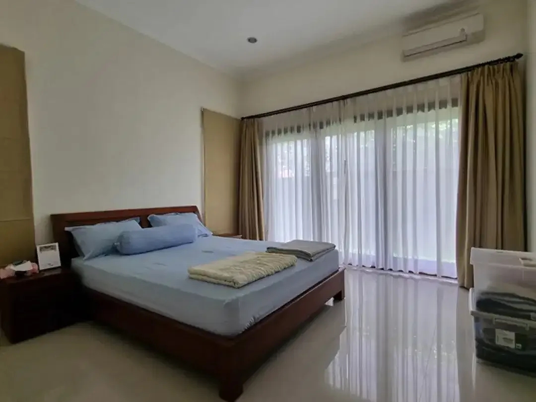 One-Storey House for Sale in a Secure One-Gate Nusa Dua - Image 2 of 10