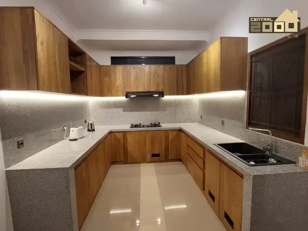Luxury Tropical Villa with Private Pool in Jimbaran - Image 6 of 6