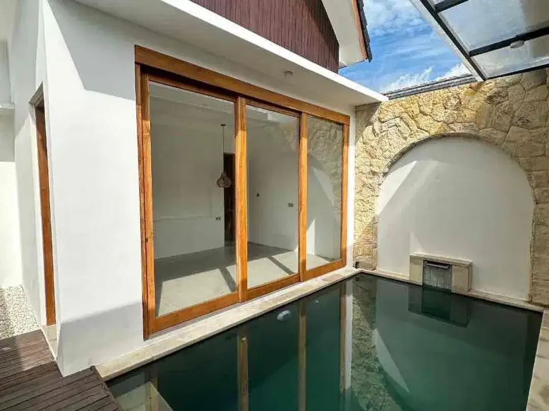 Dijual Villa 2Br Promo Terbatas di Kerobokan Dekat Seminyak - Image 6 of 10