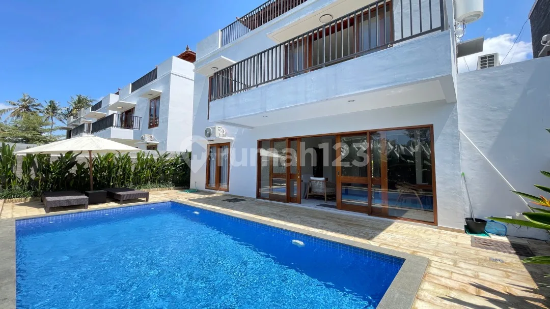Villa Cantik Kolam Besar 3 Lantai Ready Unit - Image 1 of 4