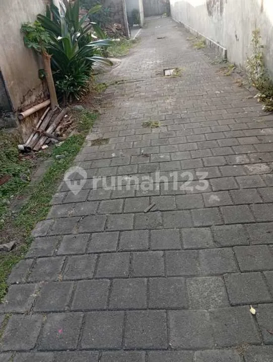Ruko Pinggir Jalan Raya Kerobokan Kuta Bali - LT 370M2 - Image 4 of 4