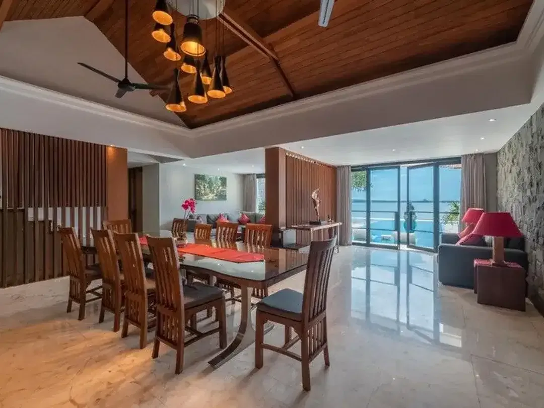 FOR RENT - Beachfront Bliss - Luxury Villa with Rooftop Sunset Lounge in Tanjung Benoa, Nusa Dua, BALI - Image 7 of 10