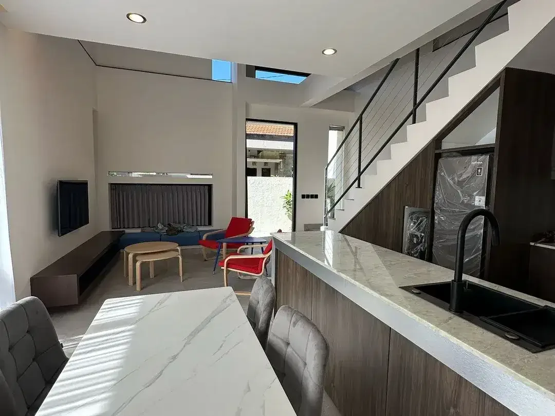 Villa Strategis Modern Tropical  Banjar Semer Kerobokan Bali - Image 10 of 10