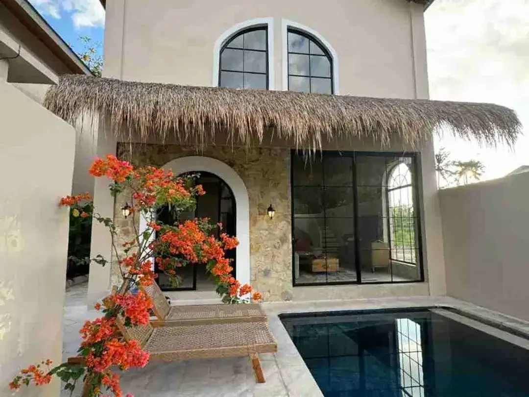 FOR SALE VILLA MEWAH Kab Tabanan BALI Lokasi PANTAI NYANYI - Image 1 of 10