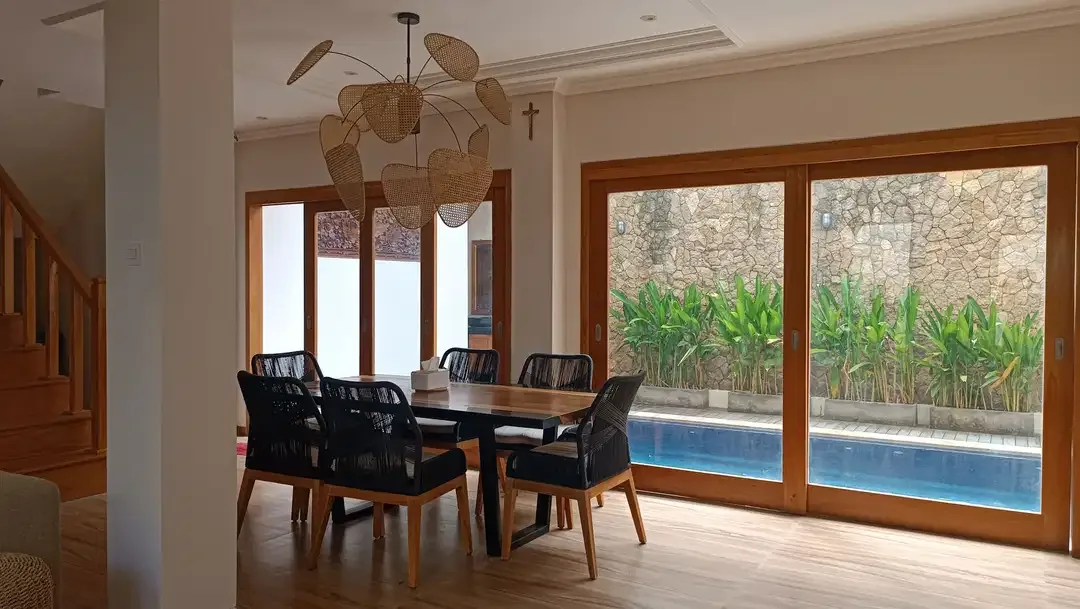 Villa 3 Kamar Tidur 10 Menit Kepantai Berawa - Canggu - Image 2 of 10