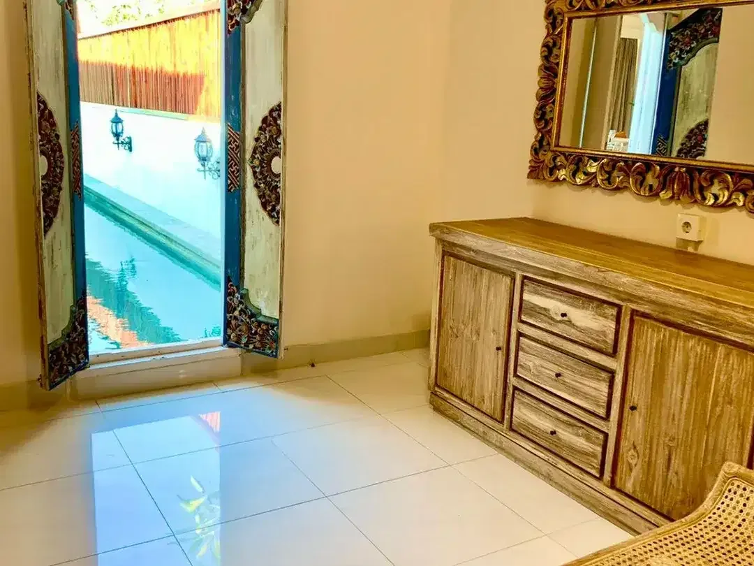 PRIVATE VILLA EXCLUSIVE WITH SWIMMING POOL AT BADUNG BENOA NUSA DUA BALI - Image 5 of 10