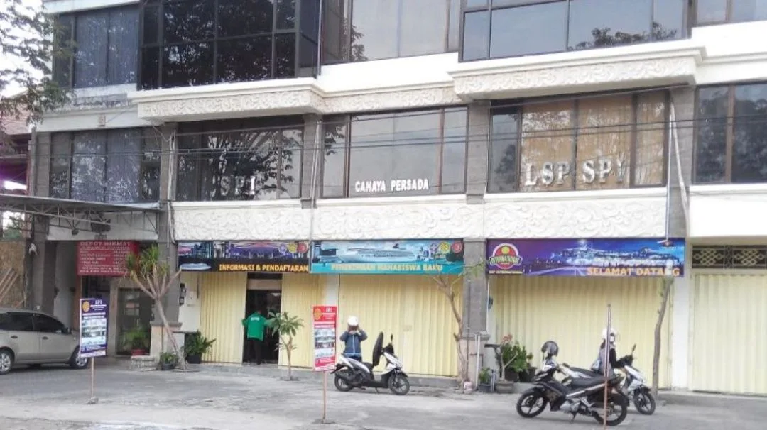 Ruko Merdeka Denpasar - Image 1 of 4