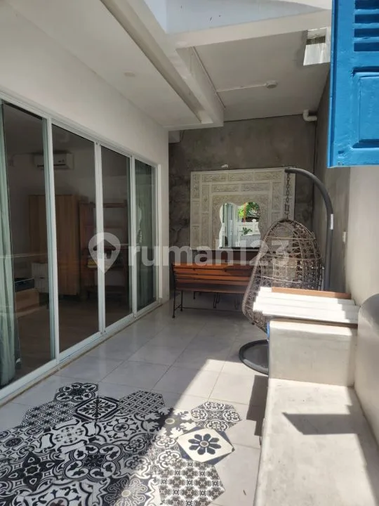 For Rent Yearly Villa 3br Strategic Area Petitenget Seminyak Bali - Image 3 of 4