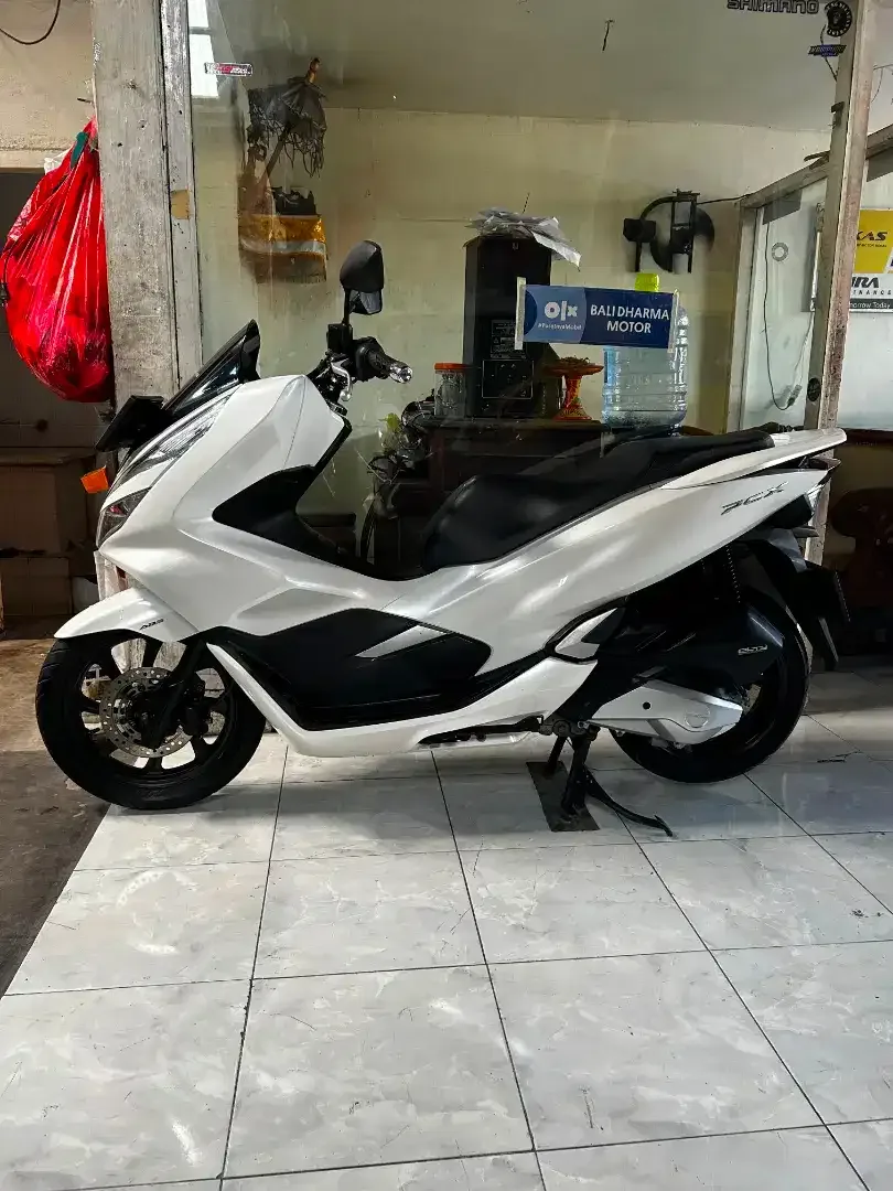 Honda PCX. 150 CC thn. 2018 cash. Bali dharma motor - Image 3 of 6