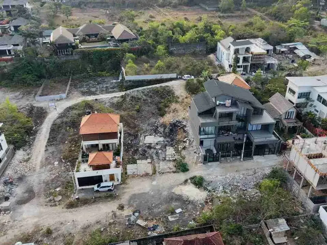 Jual Cepat Tanah Luas 2are/200m Lokasi Gg, jepun Pura matsuka Ungasan Zona Kuning Hadap Barat. area Investasi - Image 5 of 10