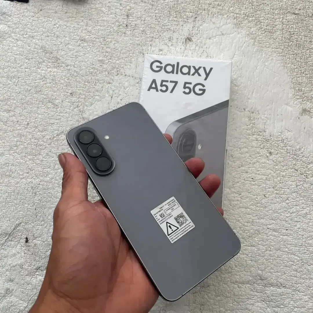 Samsung Galaxy A57 5G Warna Awesome Gray 8/256GB - Image 4 of 4
