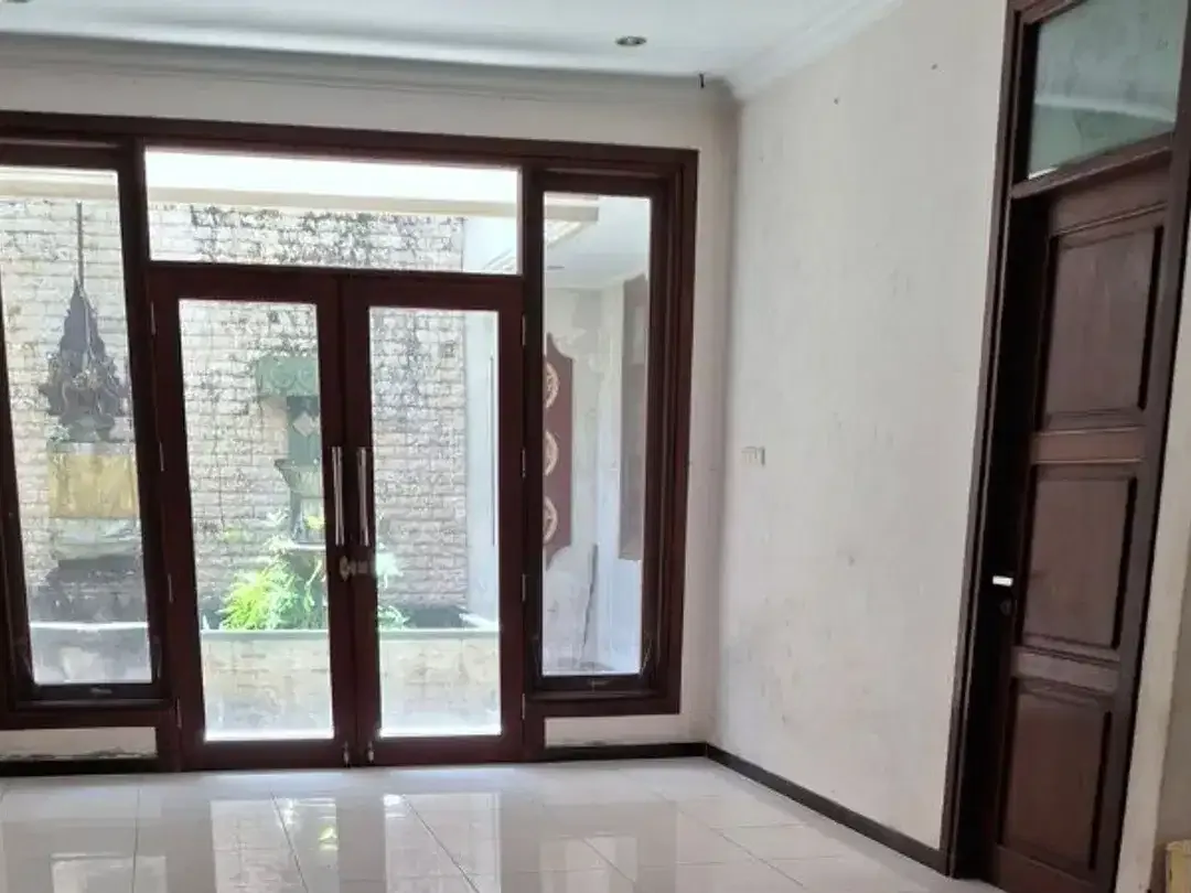 RUMAH MEWAH STRATEGIS AREA DENPASAR TIMUR - Image 3 of 6