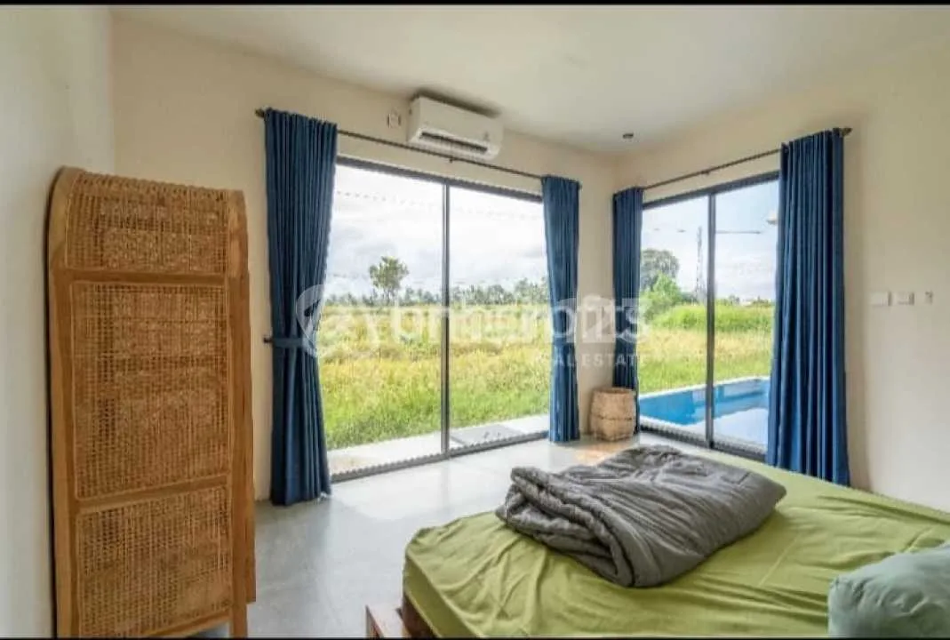 For Rent Villa Rice Field View Ubud Location Strategis 10 From Mongkey Forest. 40 Menutes From Nyanyi Beach, 40 Menutes From Tanah Lot For Rent Villa Rice Field View 30 Day + Free House Keeping 2 - Image 2 of 4