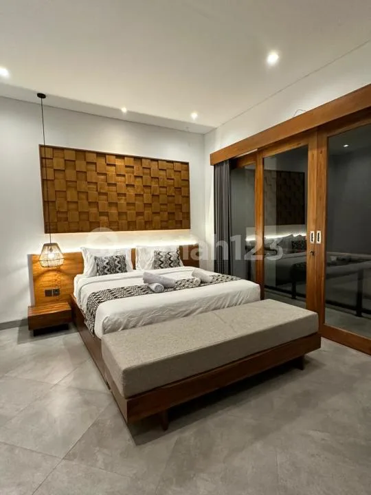 FOR RENT VILLA CANGGU BARU 2 BR TENANG FURNISHED LOKASI STARTEGIS - Image 2 of 4