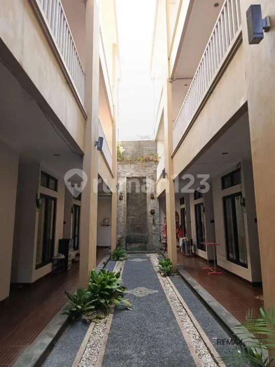 Guest House 4 Lantai Dijual di Kawasan Renon - Image 3 of 4
