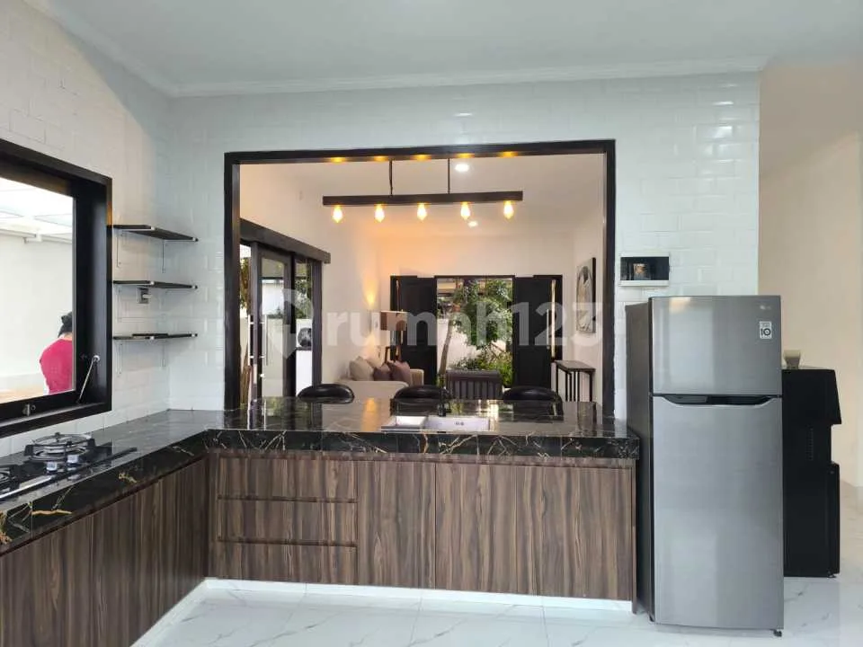 Disewakan Rumah Semi Villa Aesthetic di Puri Gading - Image 1 of 4