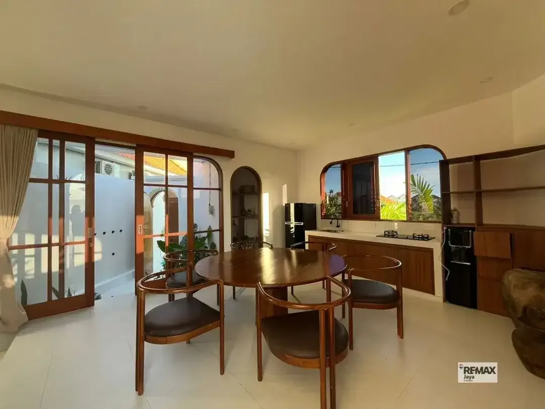 Fully Furnished Villa For Rent In Padonan, Canggu Area - Image 2 of 10