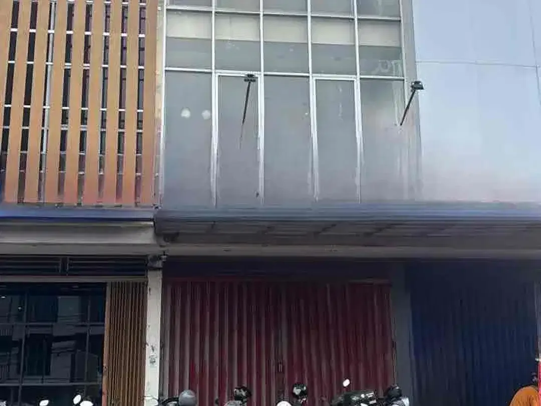 Dijual dan Disewakan Ruko 3lantai - Image 1 of 5