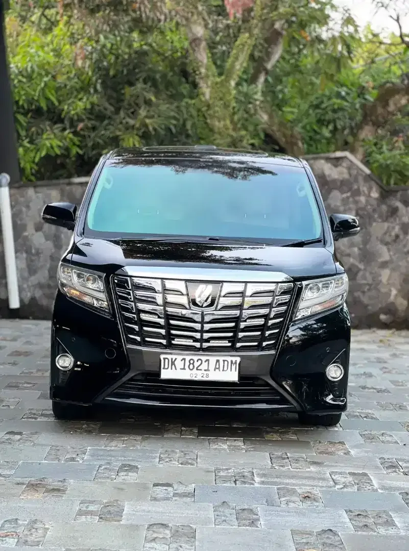 Toyota Alphard G 2015 - Image 2 of 10