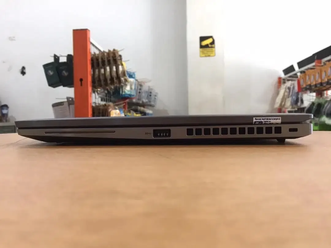 Lenovo ThinkPad T14S G3 Core i7Gen12 Ram 16GB SSD 512GB Slim Mulus - Image 5 of 10