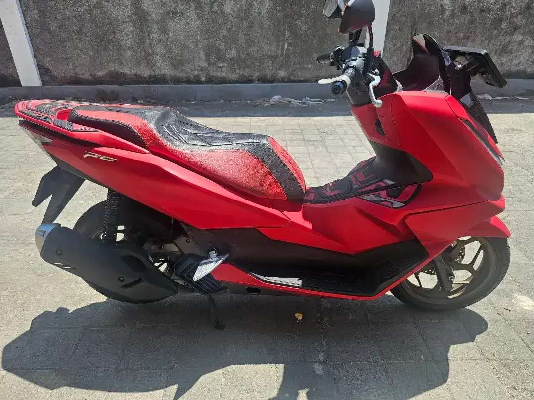 Honda PCX ABS 2025 | Tangan 1 | Beli Baru Jan 2026 | KM 17rb - Image 2 of 8