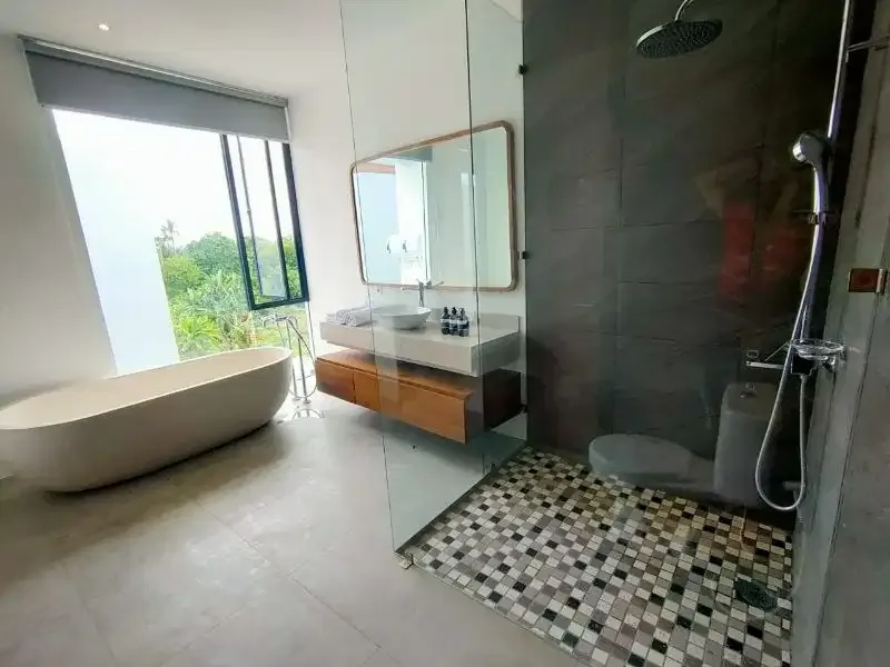 VILLA MODERN TOP INTERIOR & FURNISHED DEKAT PANTAI BATU BOLONG - Image 5 of 10