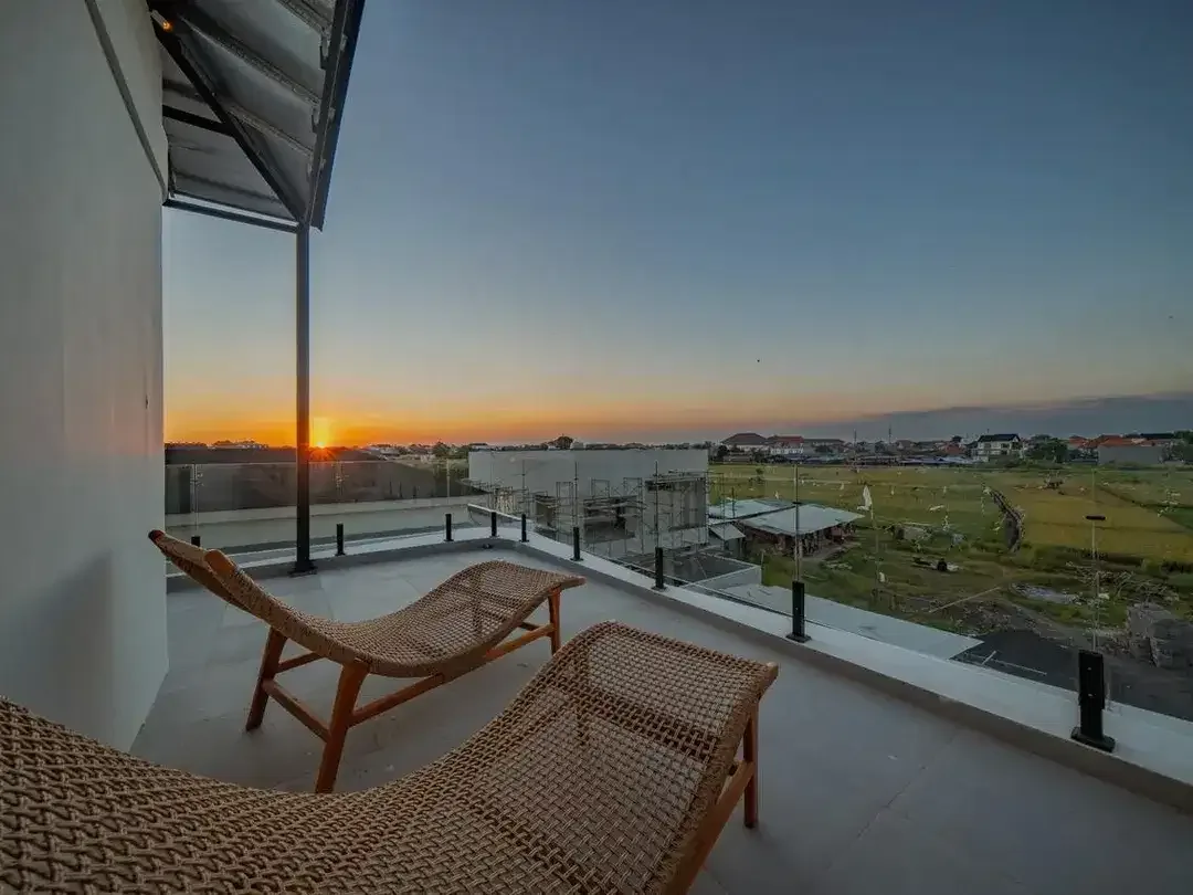 EXCLUSIVE BOUTIQUE TROPICAL VILLA IN PRIME SEMINYAK - Image 10 of 10