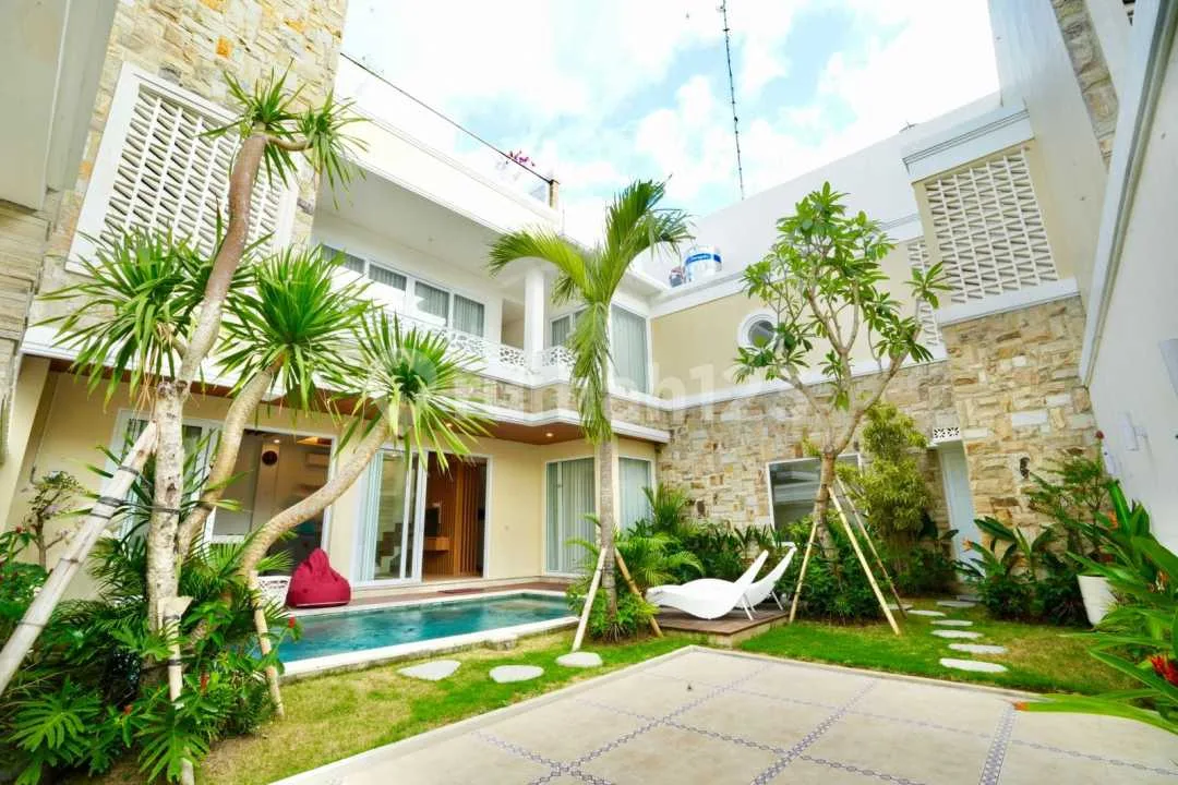 3 Bedrooms Villa With Rooftop & Pool At Tumbak Bayuh Canggu - Image 1 of 4