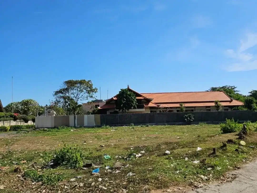 TANAH STRATEGIS 200METER KE PANTAI SABA BALI SEBELAH RUMAH ARTIS TOP - Image 6 of 9