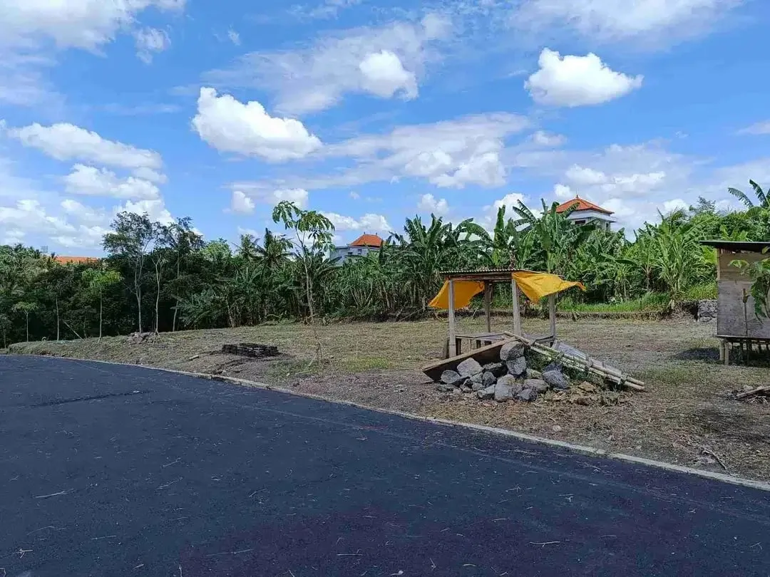 Jual Tanah 2 Are Dharma Giri Kota Gianyar Dekat Puspem Gianyar - Image 2 of 6