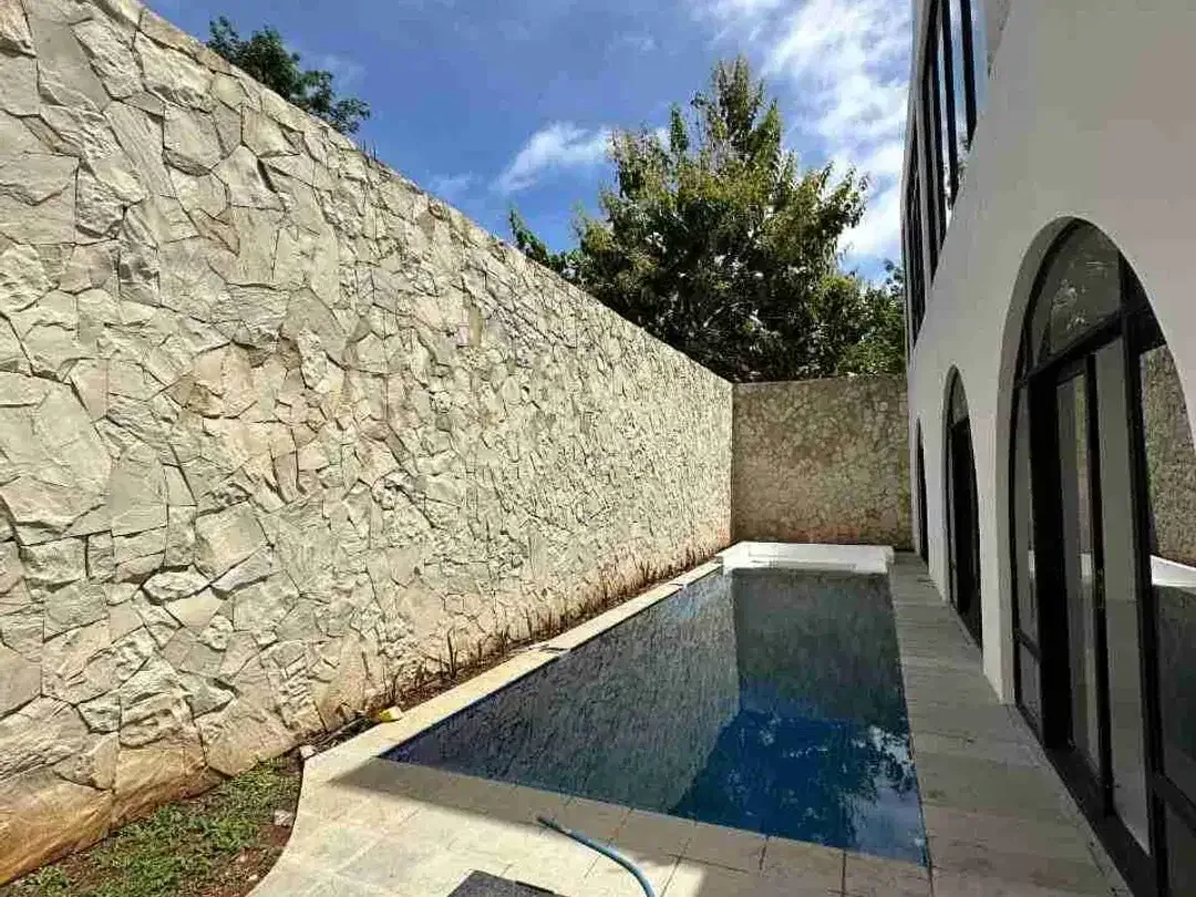 Luxury Mediterranean Private Villa, One Gate System, Lokasi Strategis @Balangan, Jimbaran - Image 2 of 10