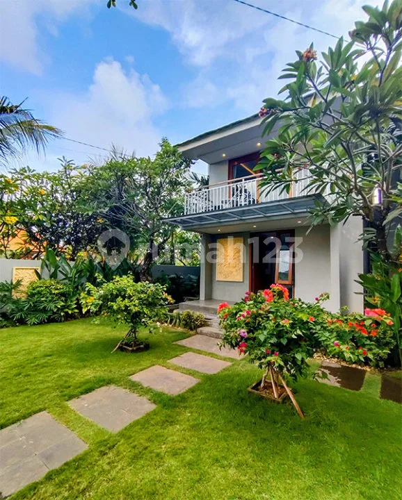 Amr-211.Dbg-B1 â¨ Exclusive 3-Br Apartment For Monthly Rent In Prime Renon Area - Spacious & Comfortable Living - Image 1 of 4