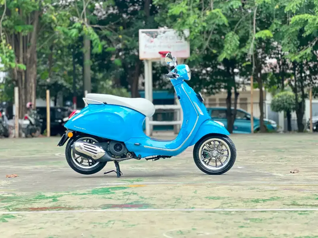DIJUAL PIAGGIO VESPA PRIMAVERA ANNIVE 50TH 150 IGET ABS LED THN 2018 - Image 3 of 6