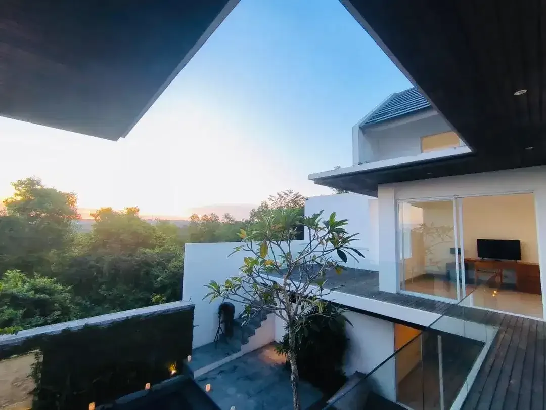 Villa Ungasan Jimbaran Kuta Selatan Badung - Image 2 of 10
