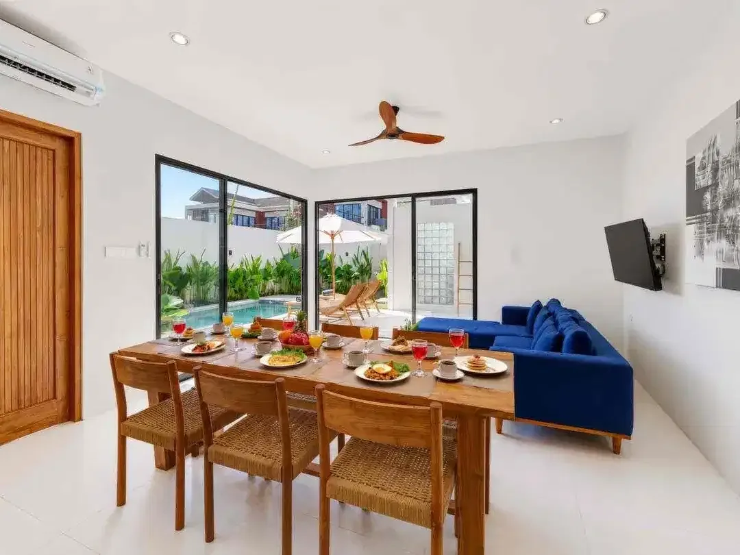 BRAND NEW LUXURY BEACHSIDE VILLA FOR LEASE – SANUR, BALI - Image 3 of 10