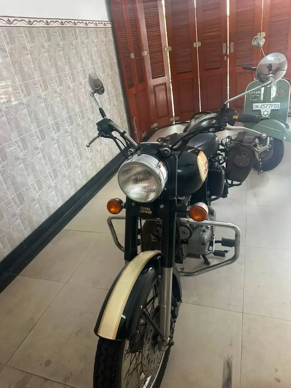 Dijual Royal Enfield Classic 500 cc 2018 - Image 4 of 5